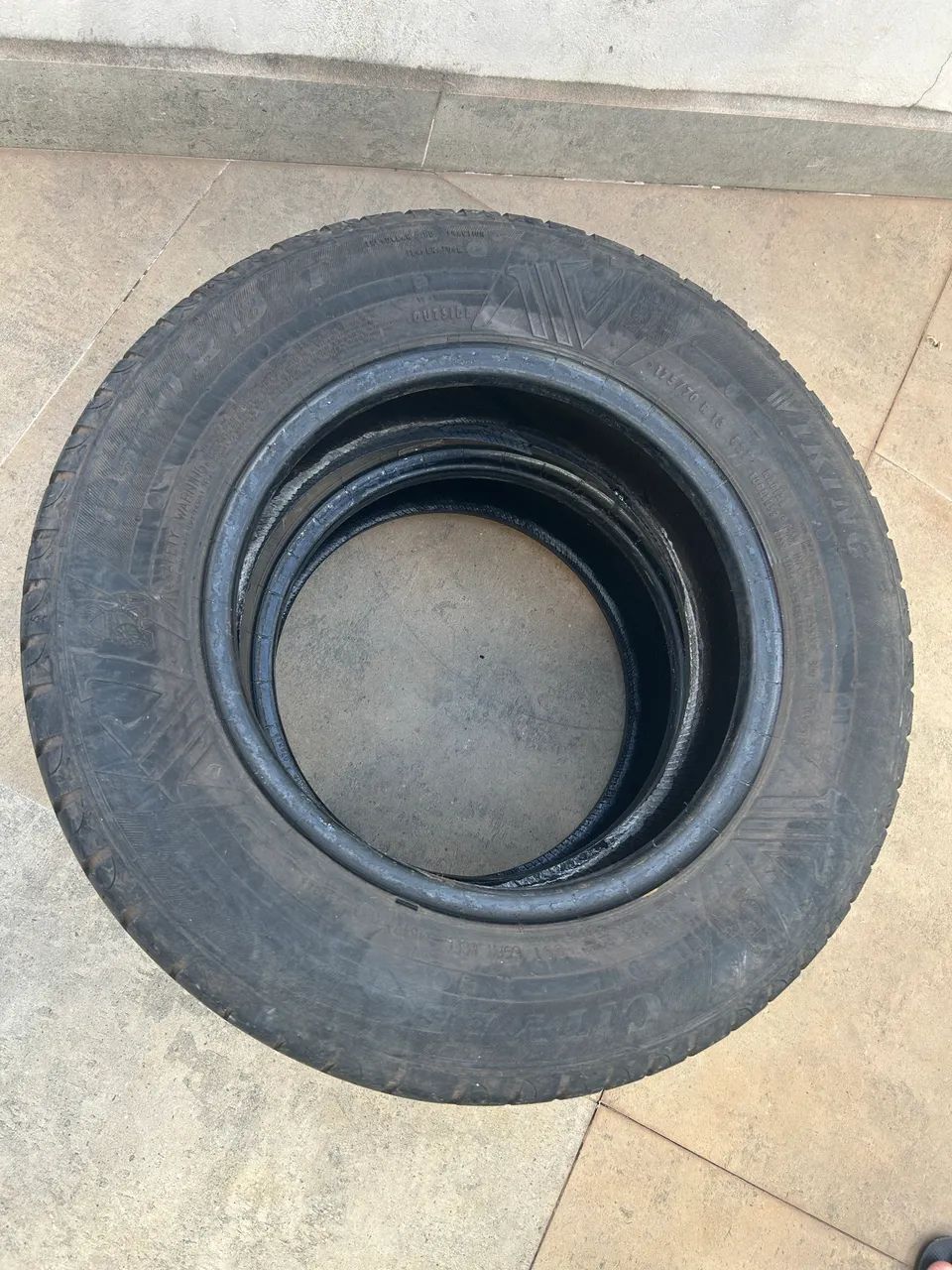 2 Pneu aro 13 175/70
