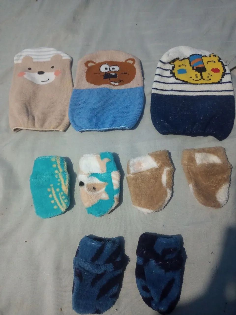 Kit berço com colchão emosquiteiro e roupinhas de bebê  - Foto 6