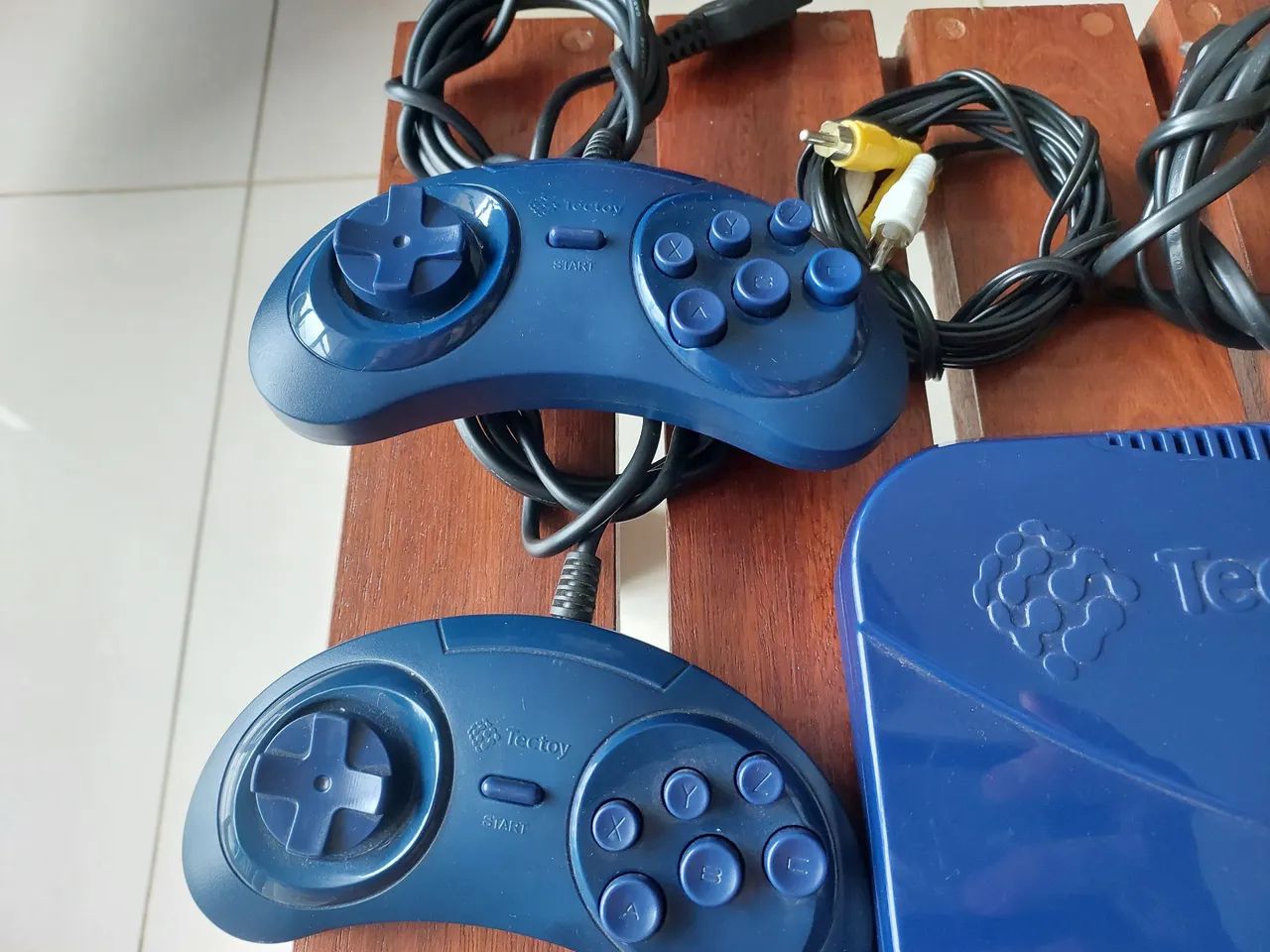 Master System Evolution TecToy com 2 controles - Foto 4