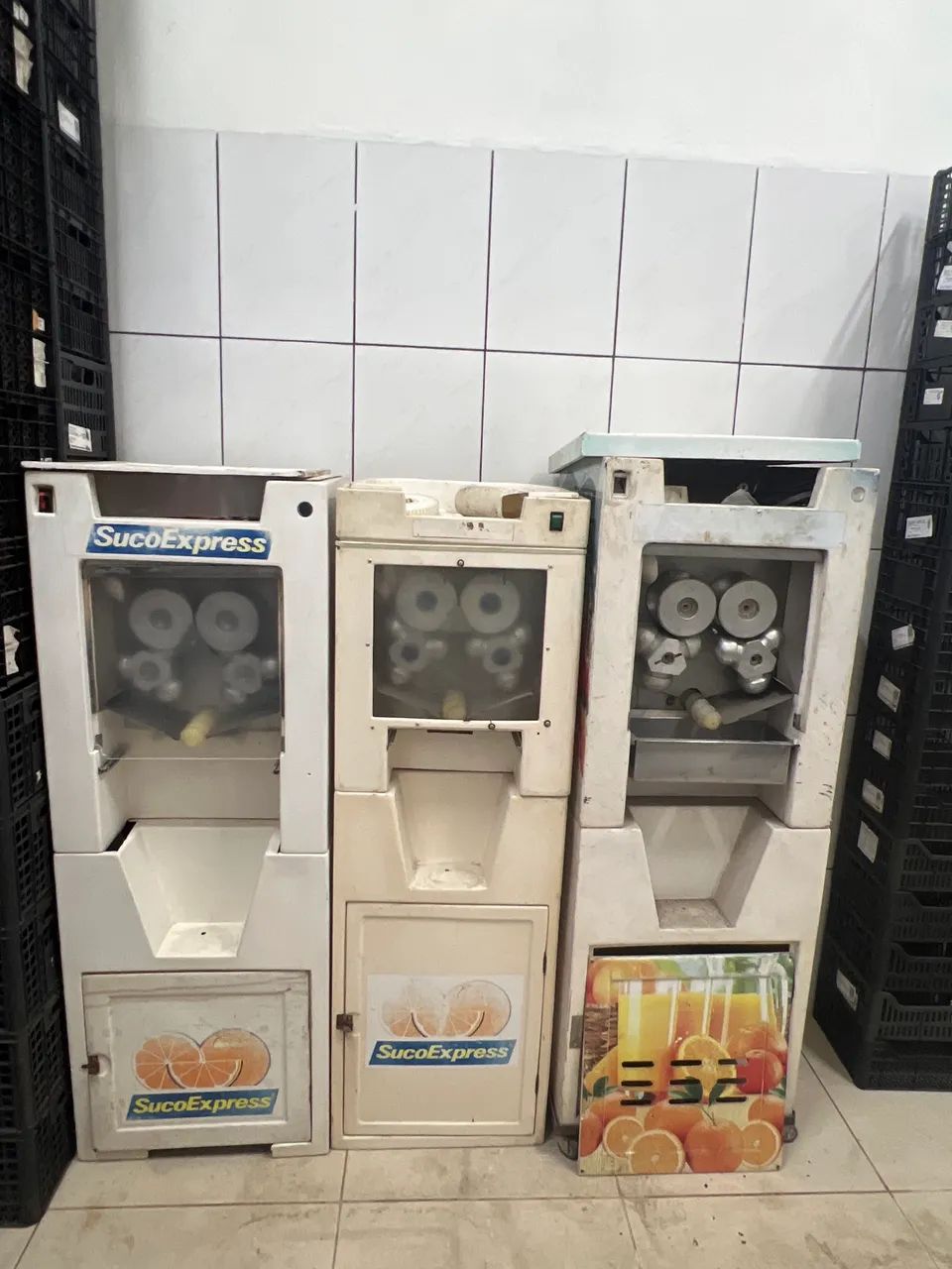 Vendo 3 máquinas suco expresso usada 