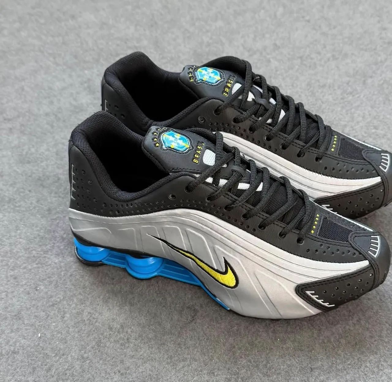 Nike shox edição limitada  - Foto 4