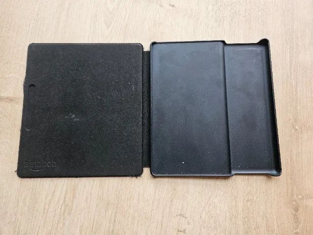 Kindle Oasis 10a Geração em Ótimo Estado com Capa Original - Foto 4