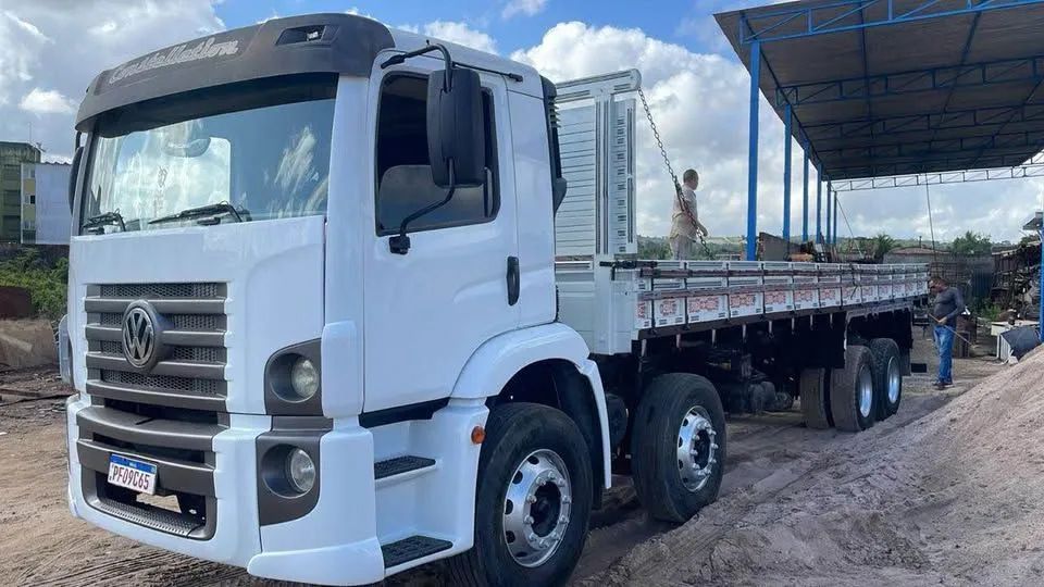 Vendo caminhão bitruck no boleto.  - Foto 5