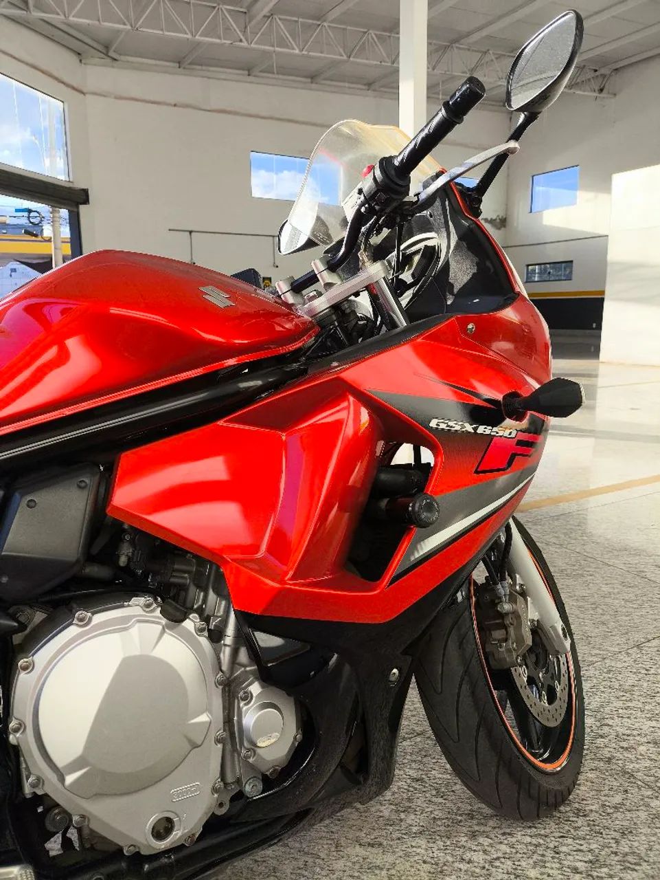 Suzuki GSX 650F - Foto 4