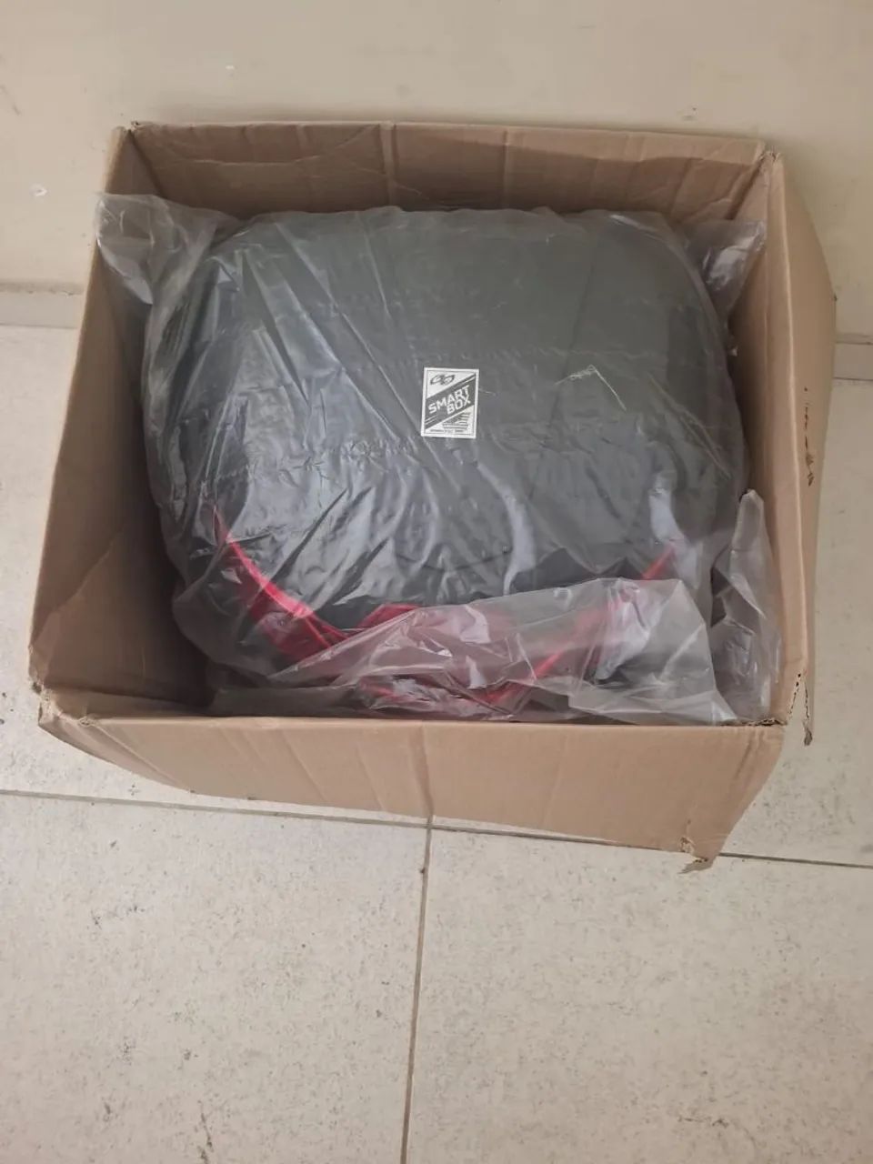 Baú 35 litros com kit fixação  - Foto 3
