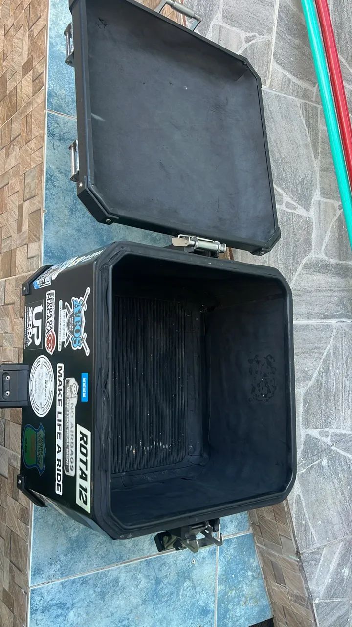 Vendo Baú Guará 