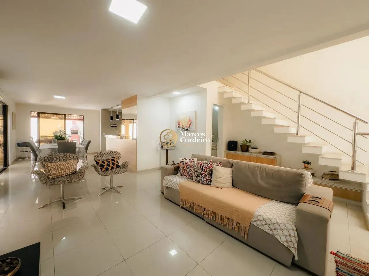 Casa Duplex para venda tem 180 metros quadrados com 3 quartos em Coité - Eusébio - CE - Foto 2