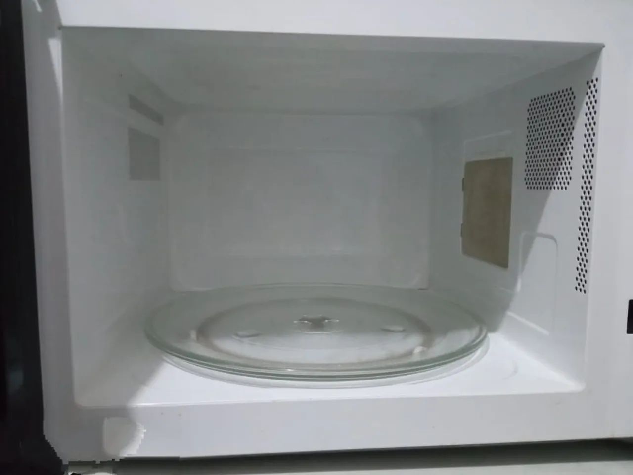  microondas semi novo  - Foto 3