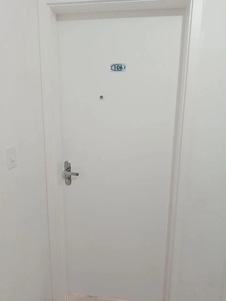 Alugo apartamento.
