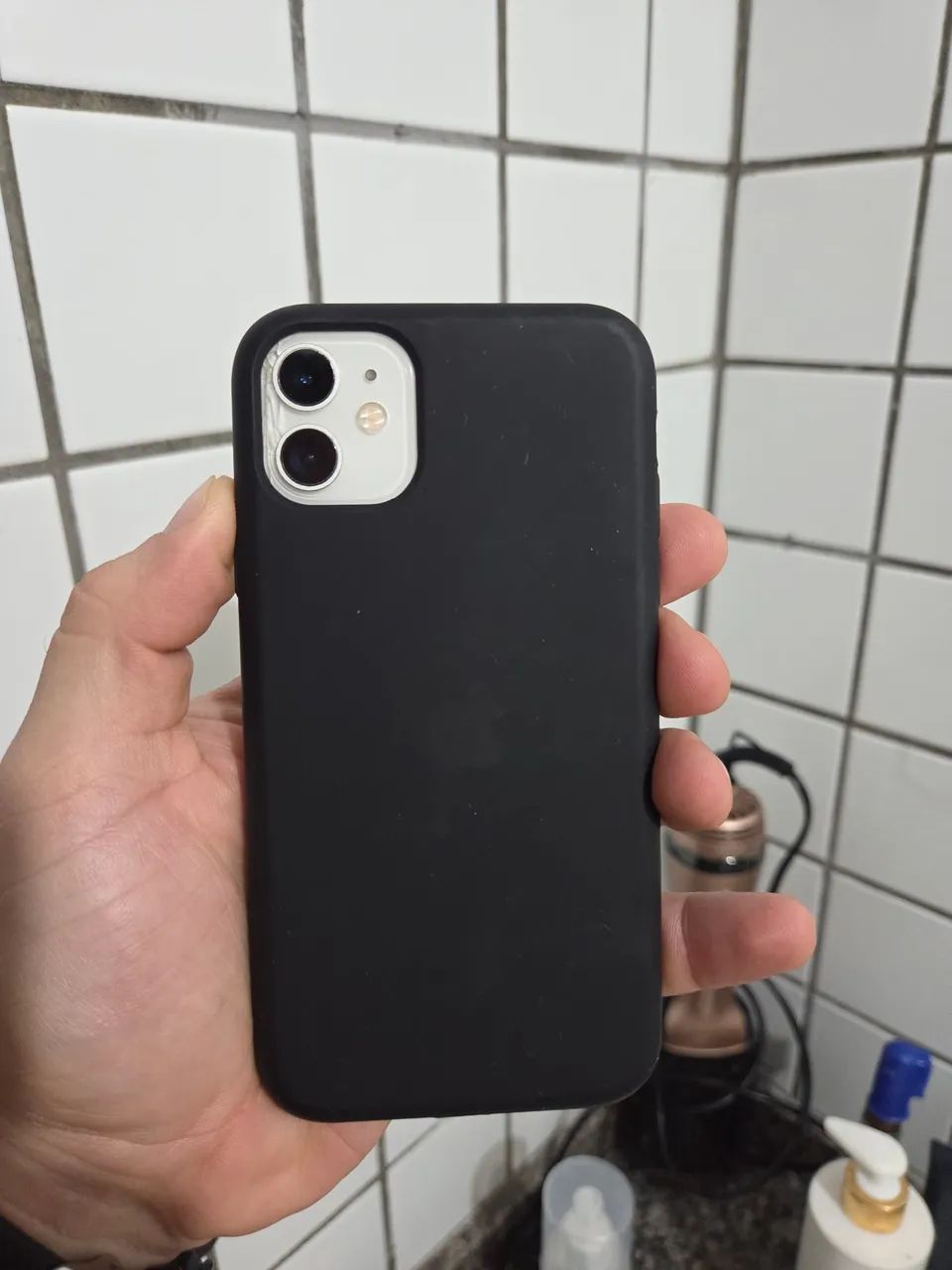 iPhone 11 128GB Branco (Película Priv. + Capinha+Cabo) - Foto 3