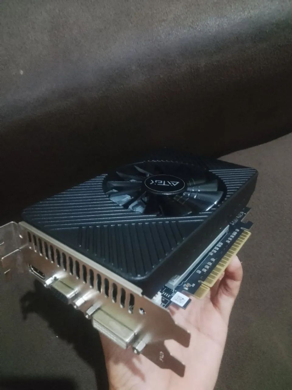GTX 550 TI - Foto 2
