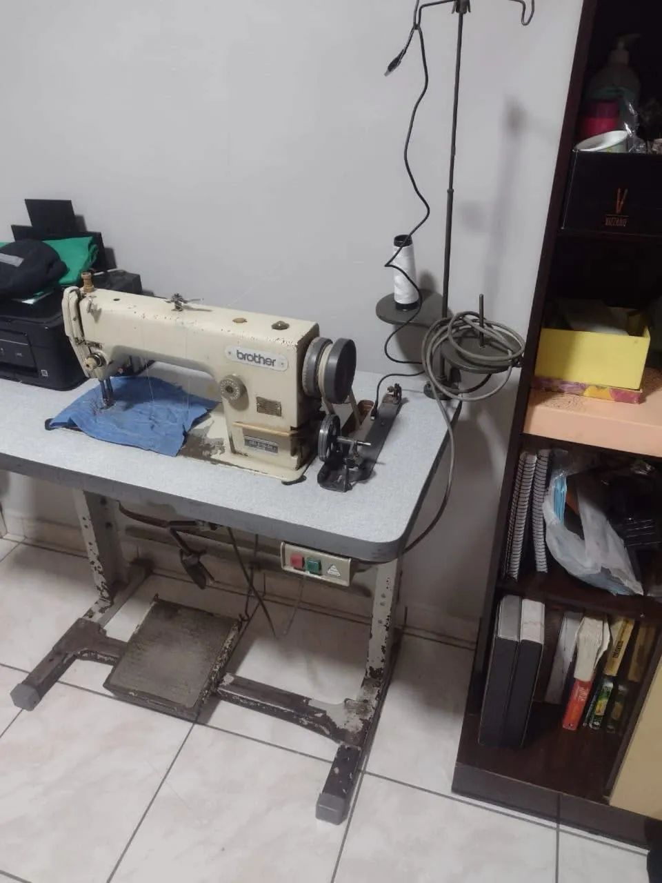 Máquina de costura reta industrial 