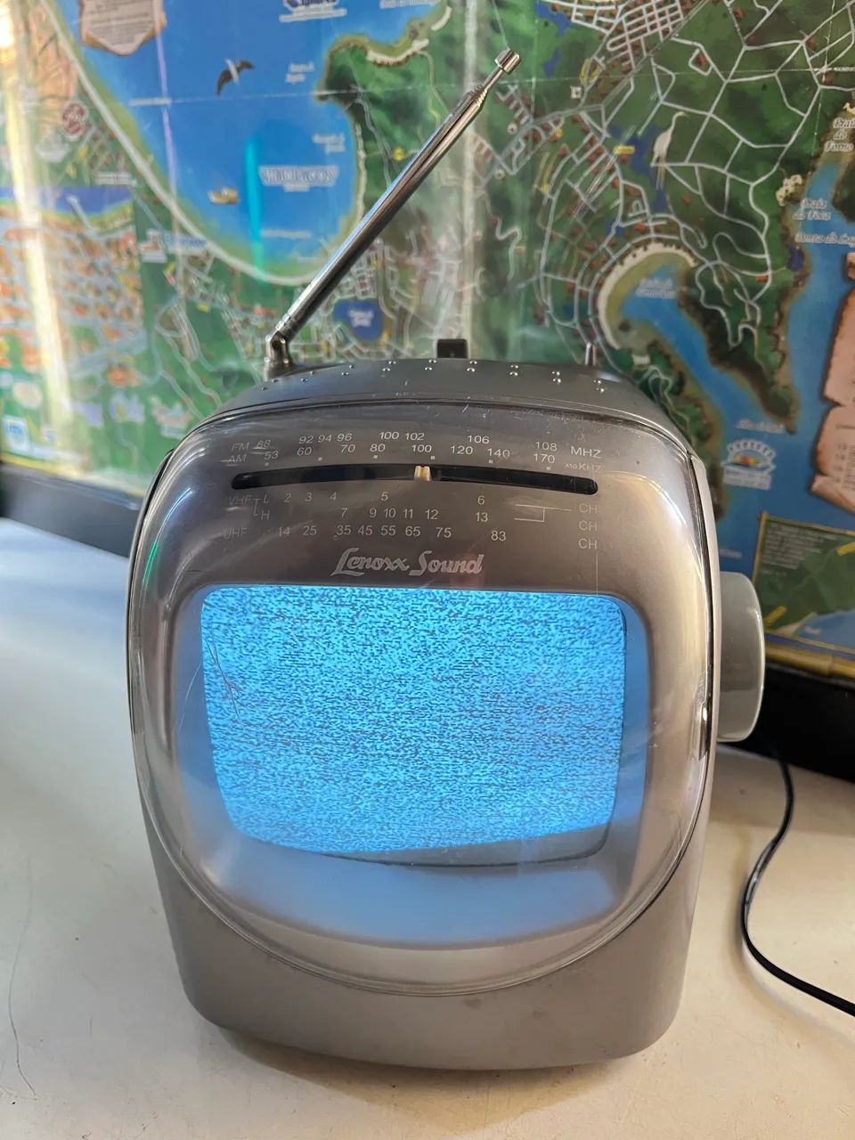 Televisão antiga mini de 5 polegadas  - Foto 2