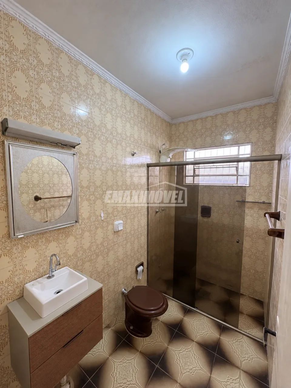 Casa com 3 dormitórios com suíte na Vila Haro - Foto 5