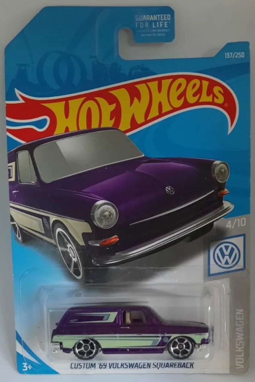 Hot Wheels Custom '69 Volkswagen Squareback 2017