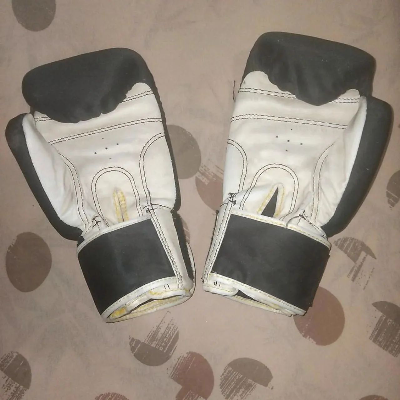 Luvas de Boxe Pretorian Usadas