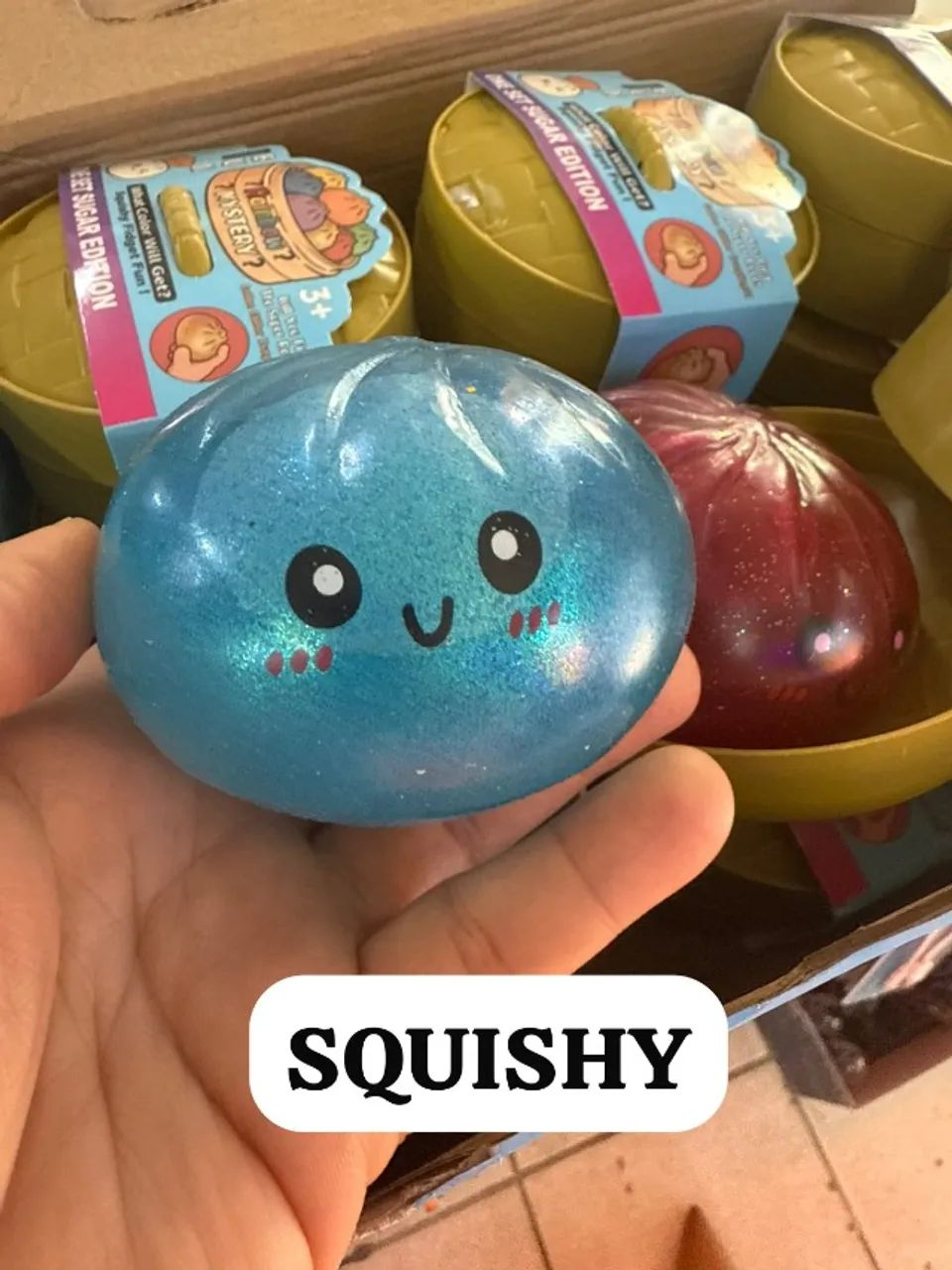 SQUISHY 