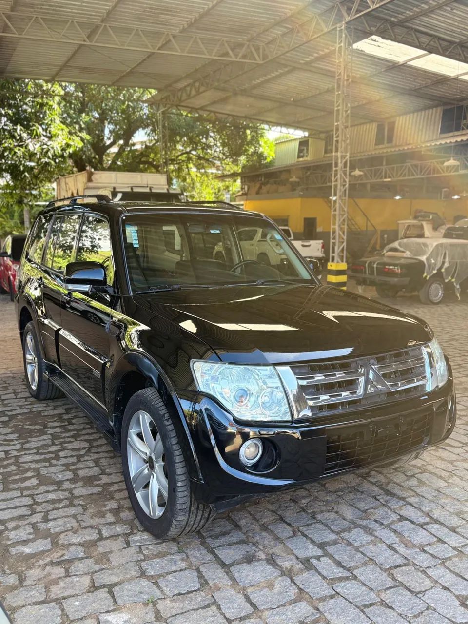 Mitsubishi Pajero 2013