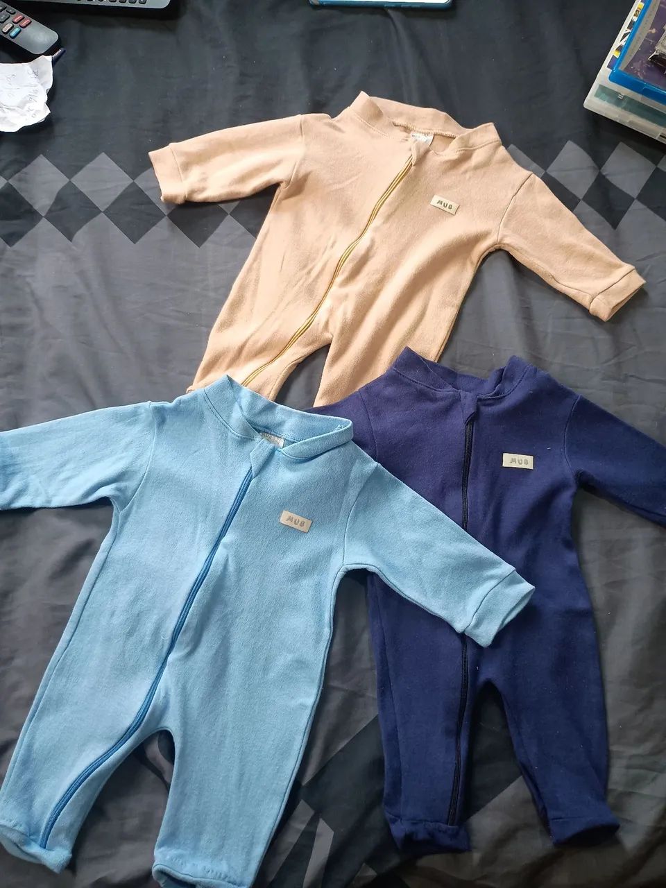 3 macacões para bebê 