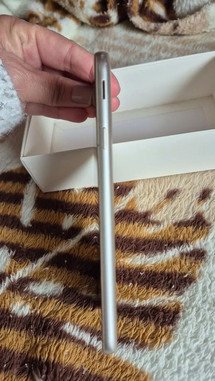 Celular samsumg galaxy J7 pro - Foto 4