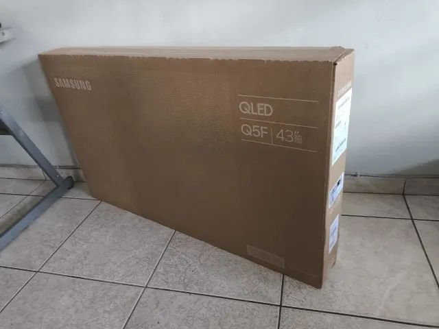 TV Samsung QLED 43 polegadas - Lacrada - Foto 3