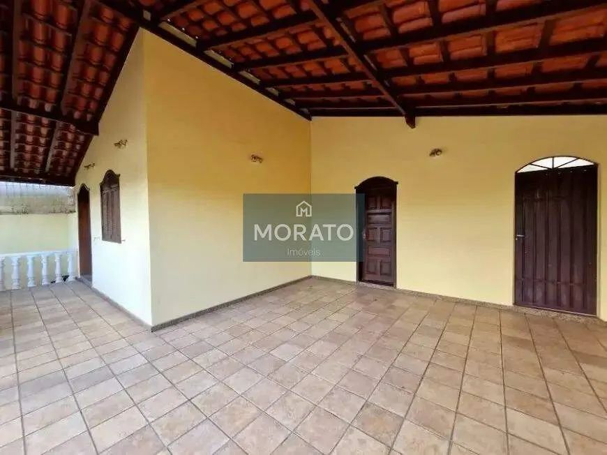 Casa com 3 Quartos 1 suíte 2 Vagas no Riacho das Pedras em Contagem