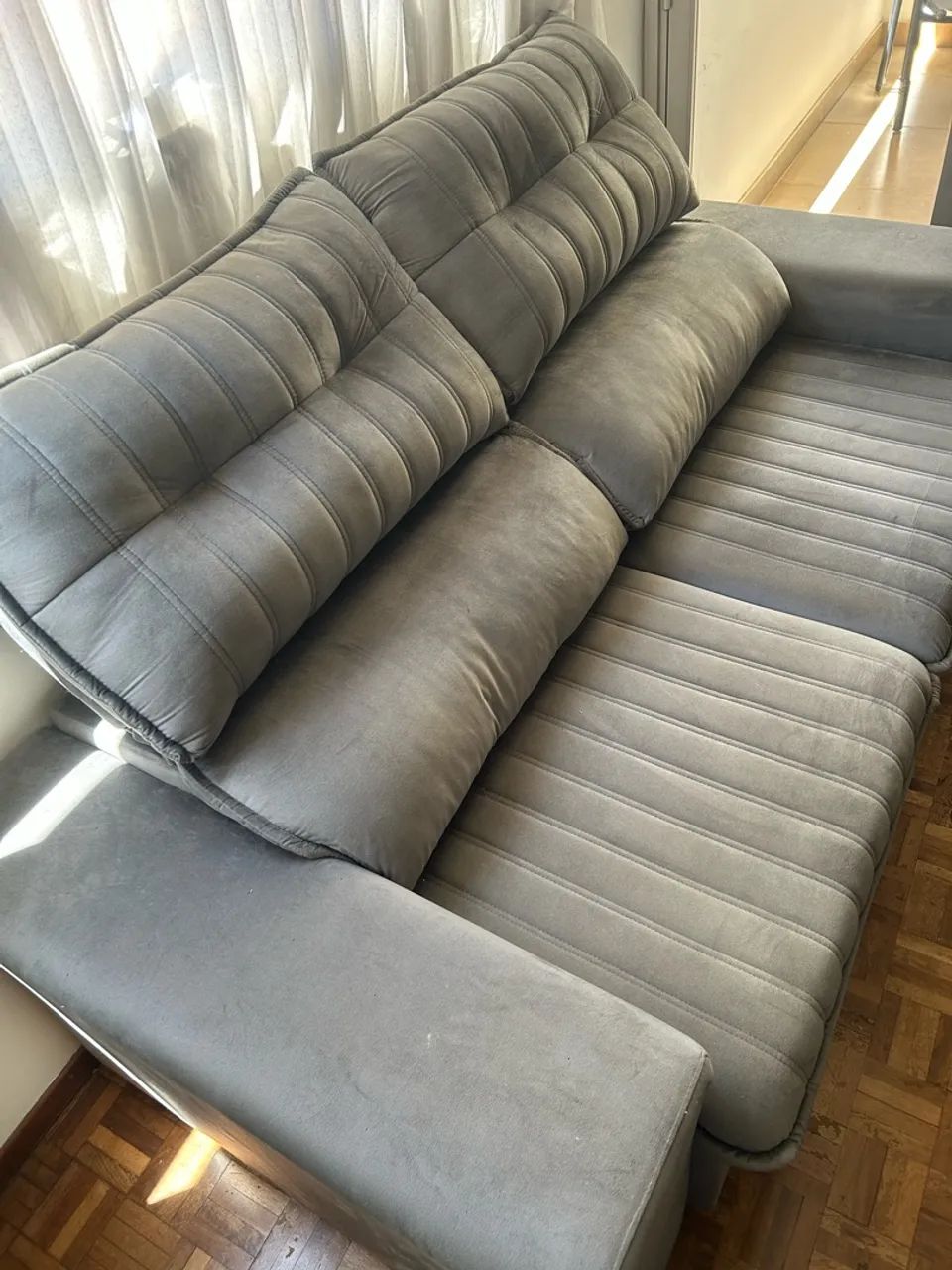 Sofá retrátil 