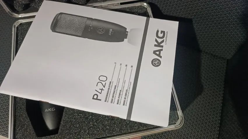AKG P420 Studio Microfone Condensador - Foto 2