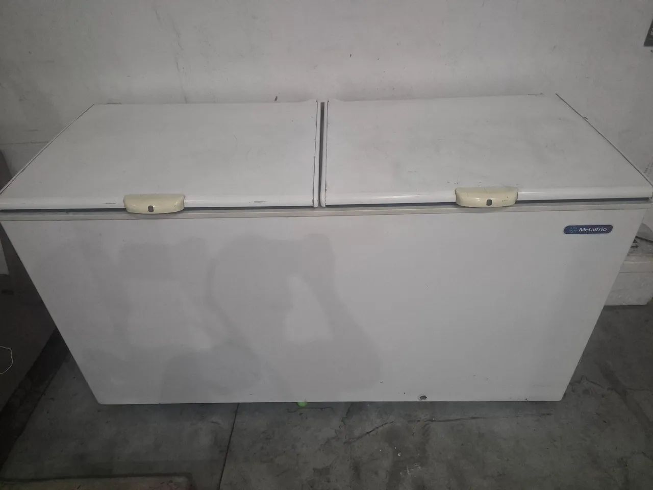 Vendo freezer vertical duas portas  - Foto 4