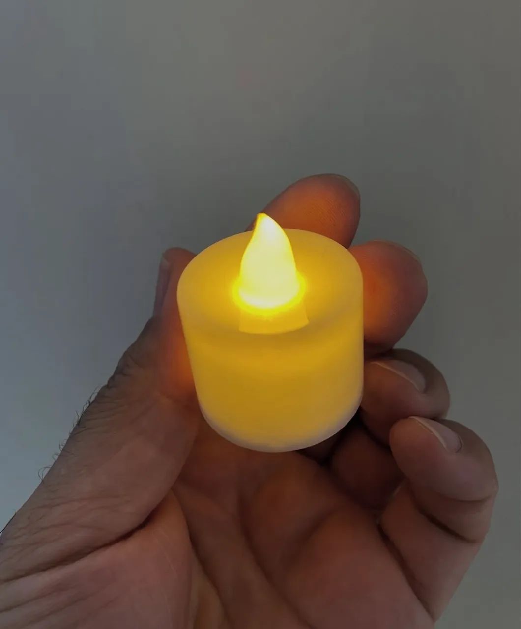 Luminária de mesa mão  - Foto 5