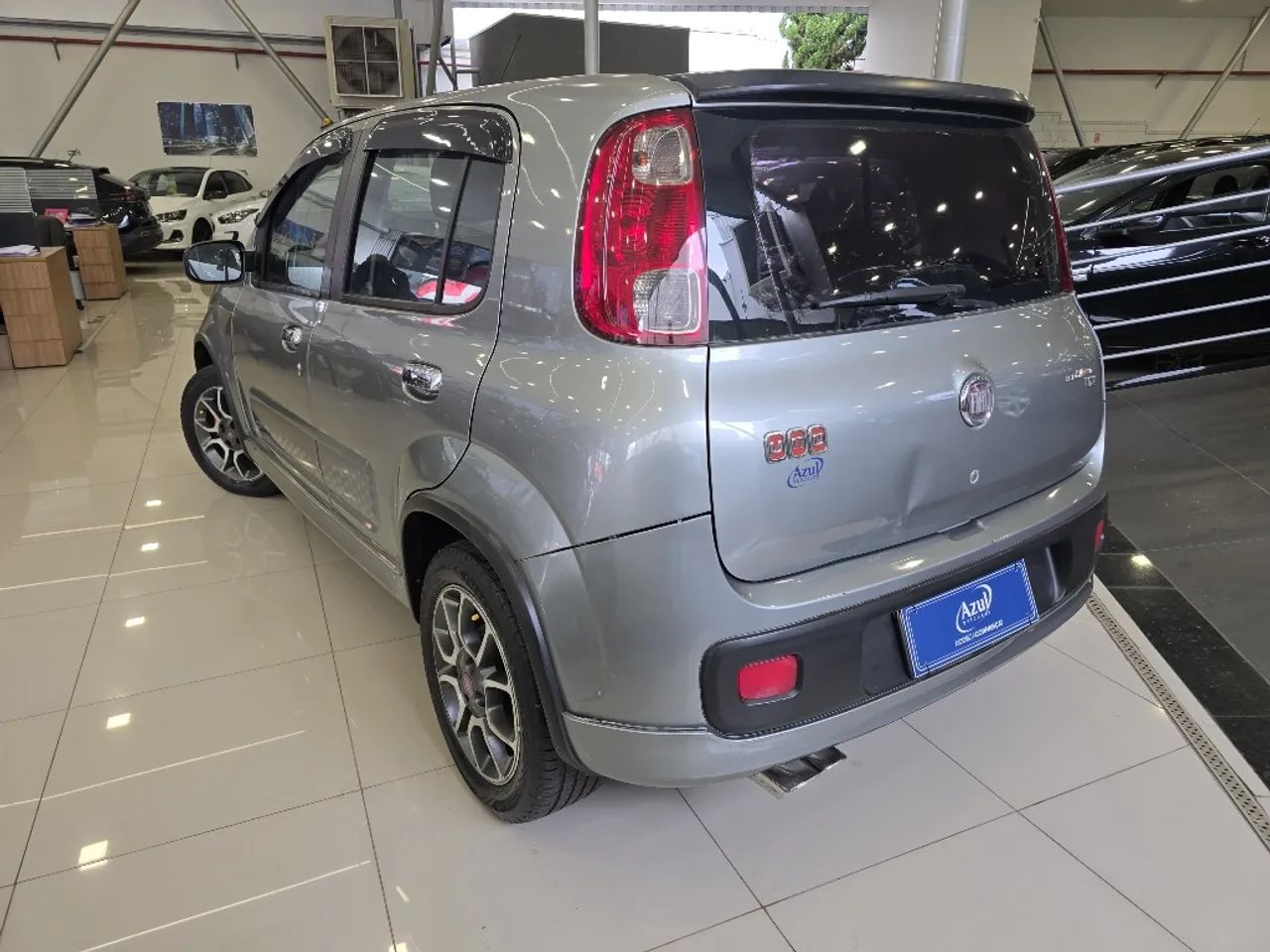 Fiat Uno Sporting 1.4 EVO Fire Flex 8V 4P 2013 - Foto 4