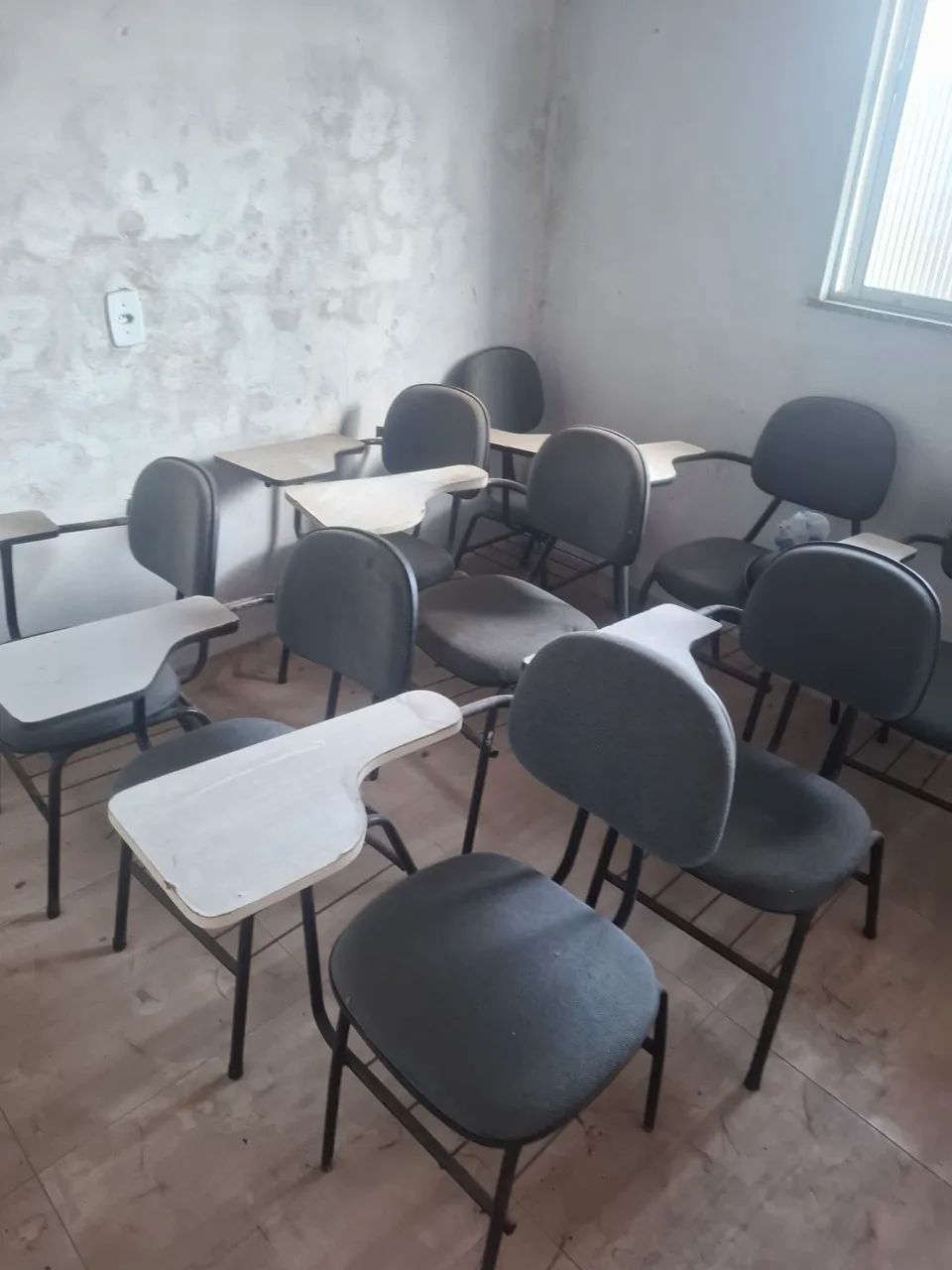 Cadeiras para aula e outras utilidades  - Foto 4