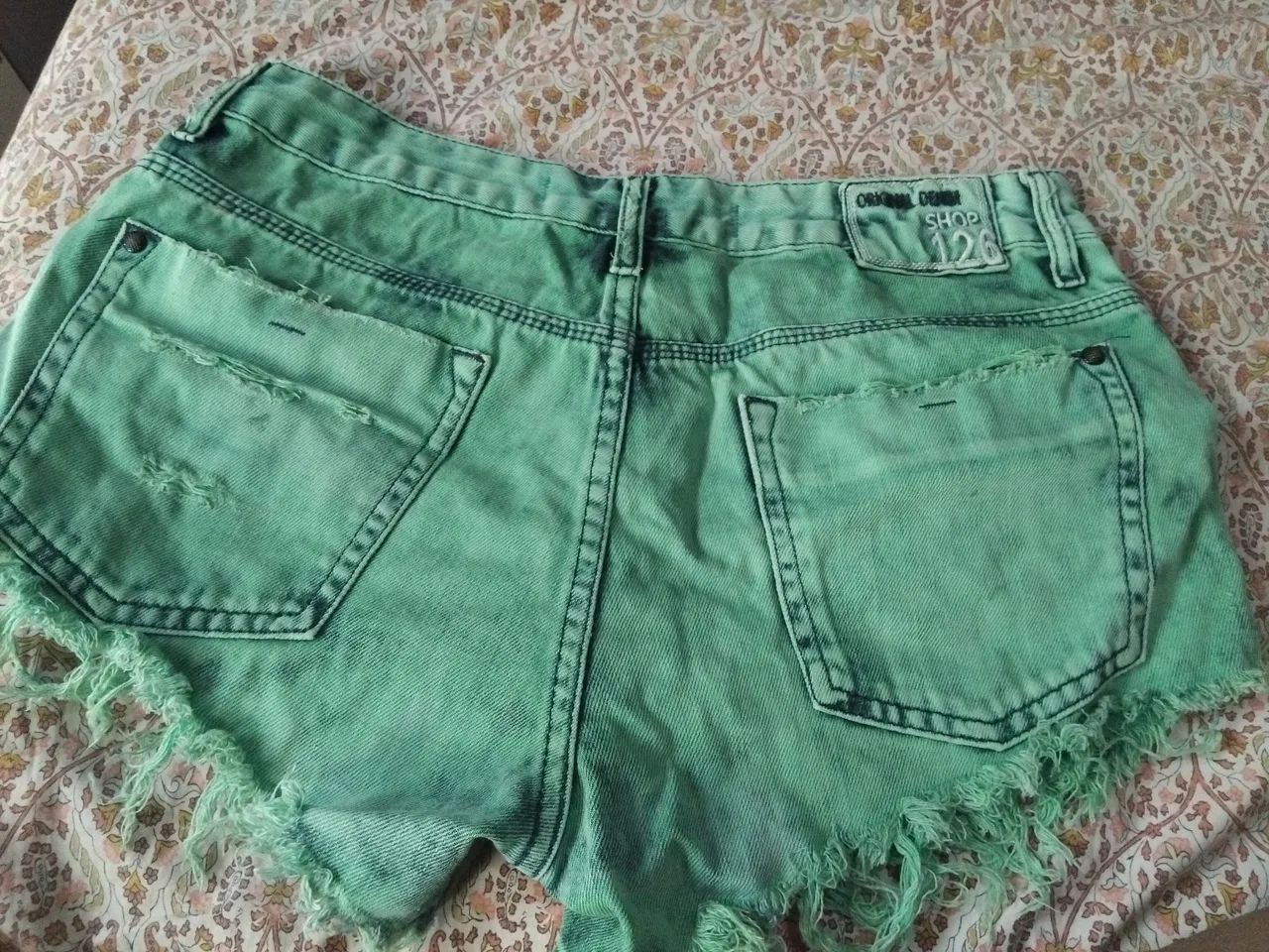  VENDO SHORT SHOP 126 VERDE.Tem conversa - Foto 3