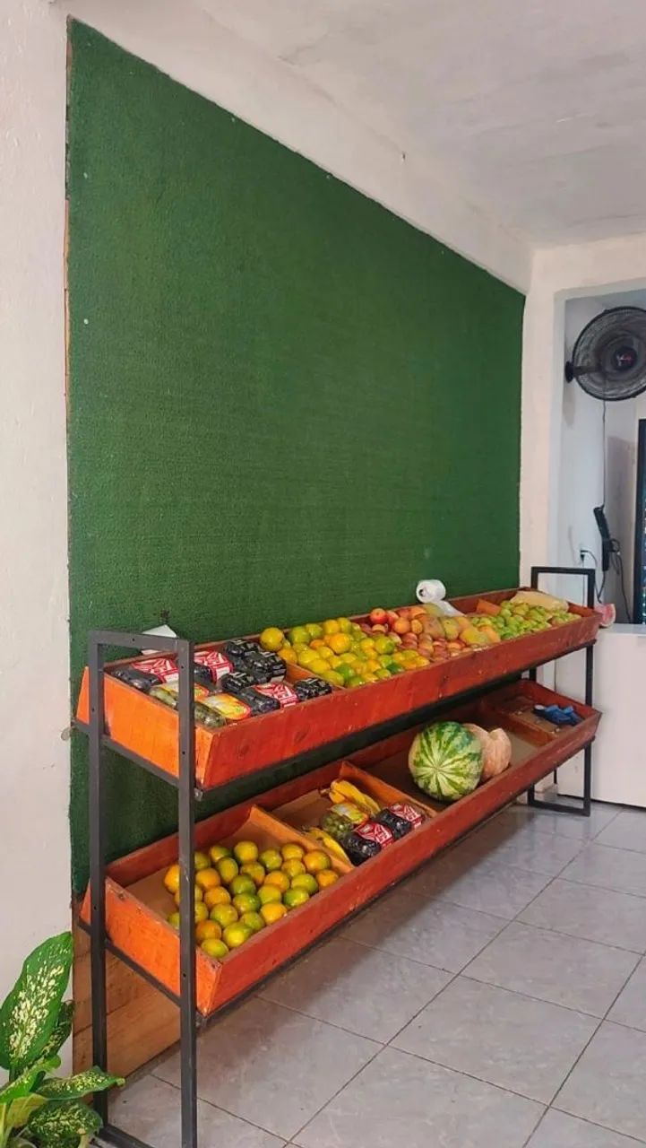 Vendo expositores  para frutaria - Foto 2