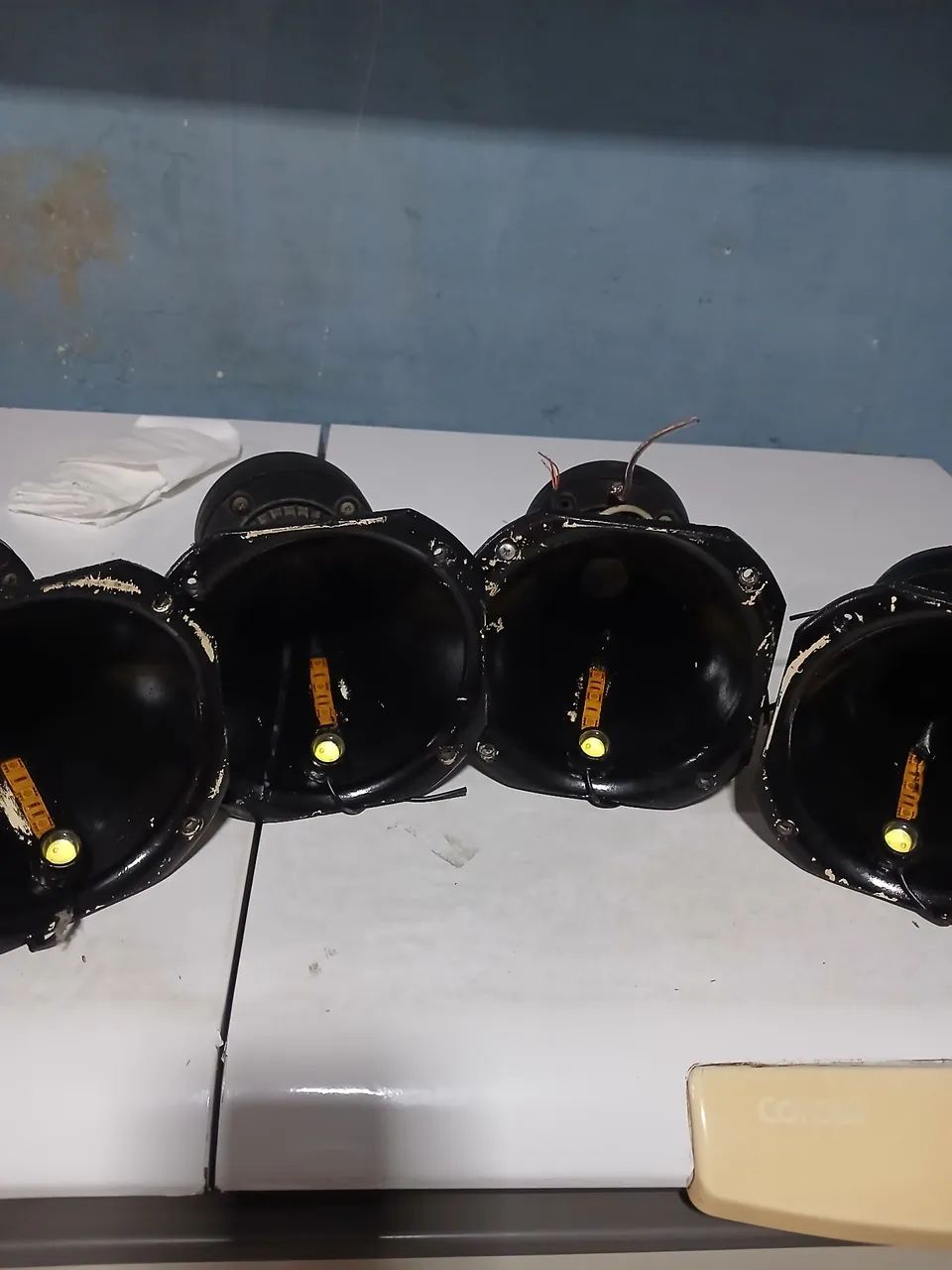 Vendo 4 Cornetas ! - Foto 4