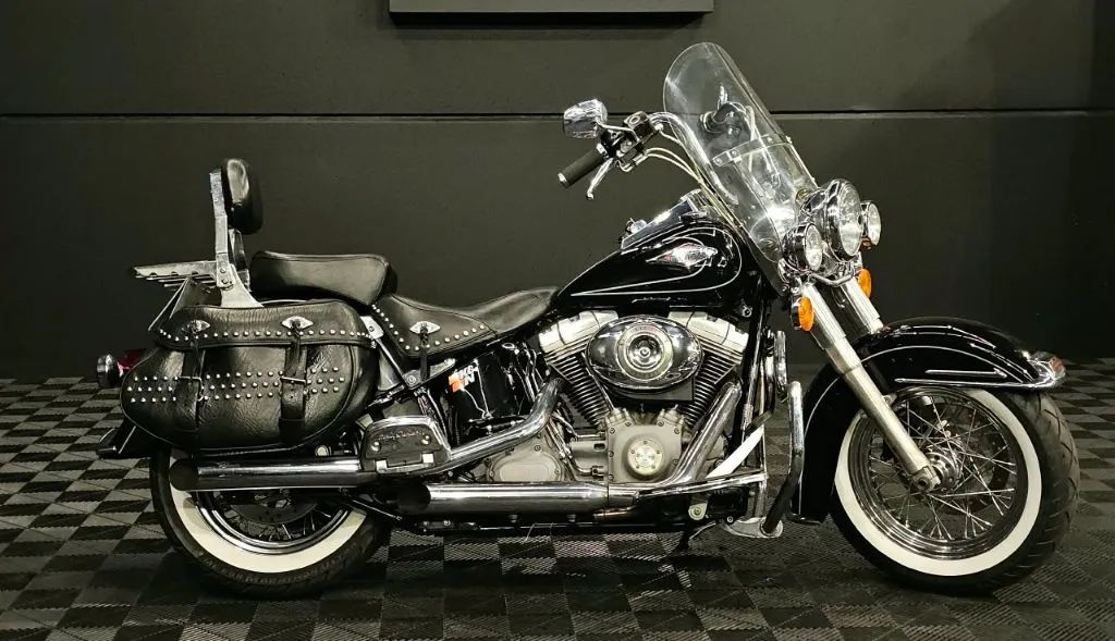 HERITAGE SOFTAIL CLASSIC FLSTC 2009 Preta - Foto 2
