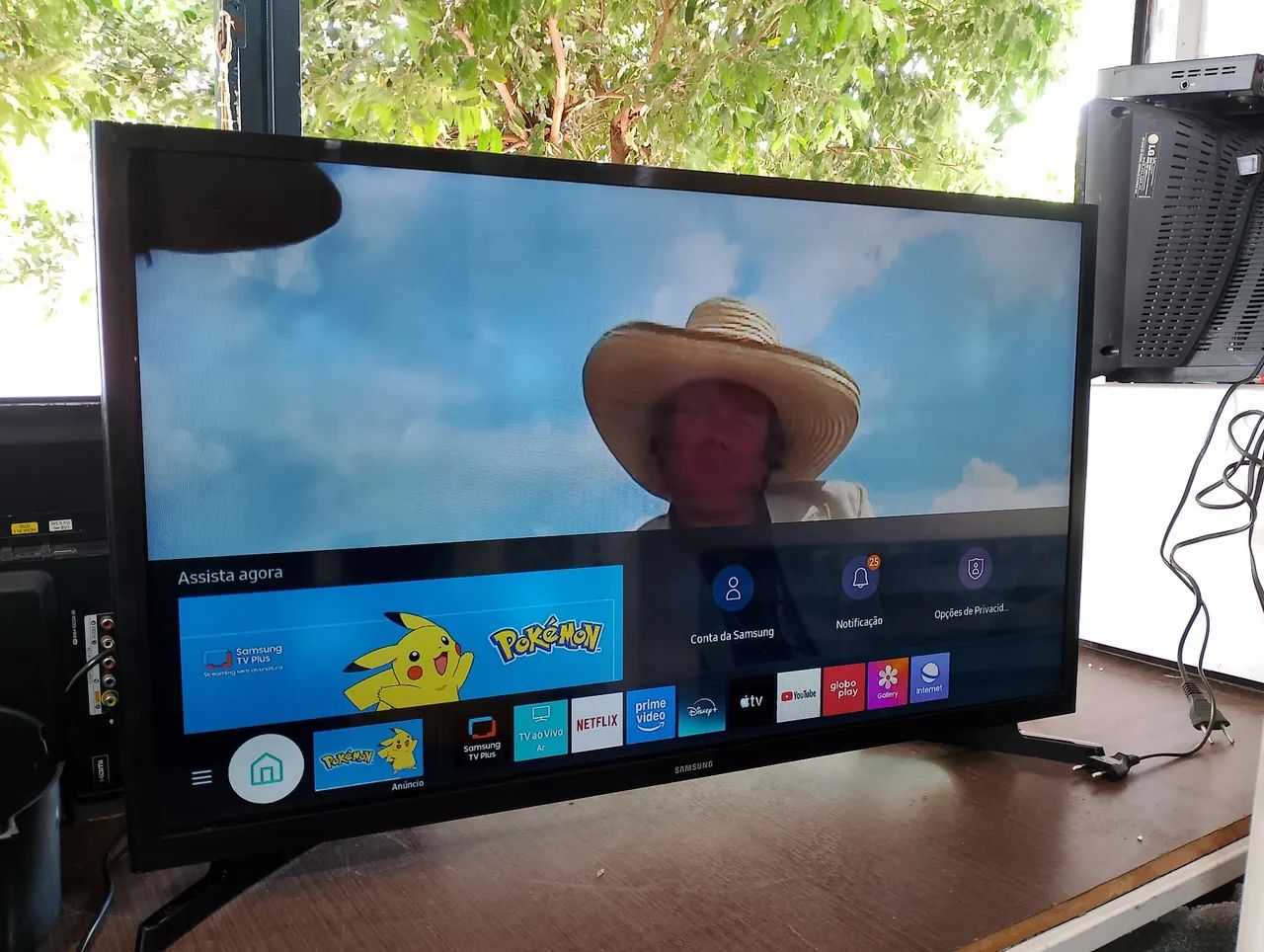 Tv 32 smart marca Samsung com canais gratuito  - Foto 4