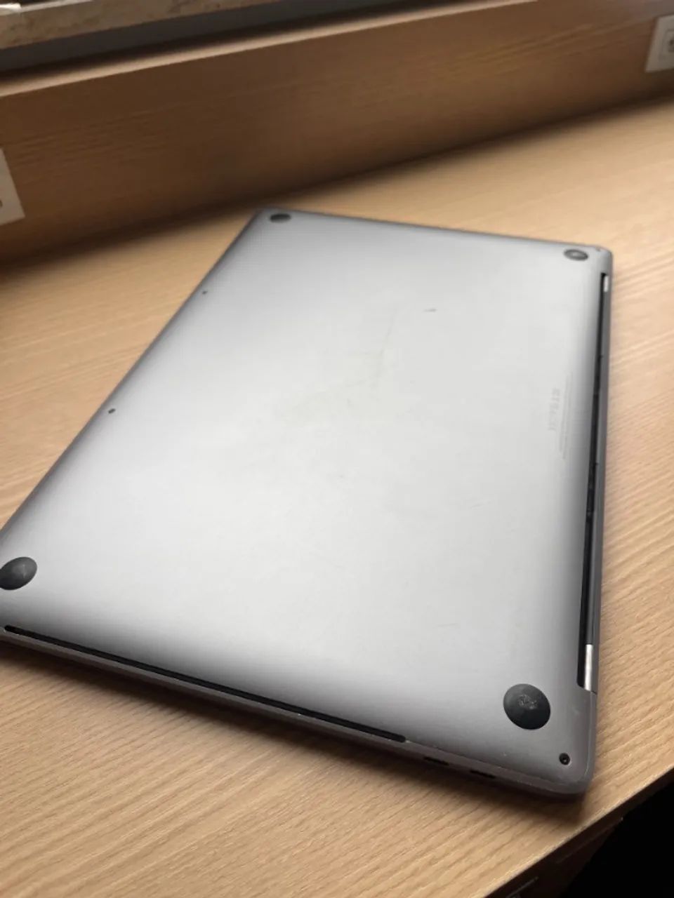 MacBook Pro - 15" - 2017 - Foto 3