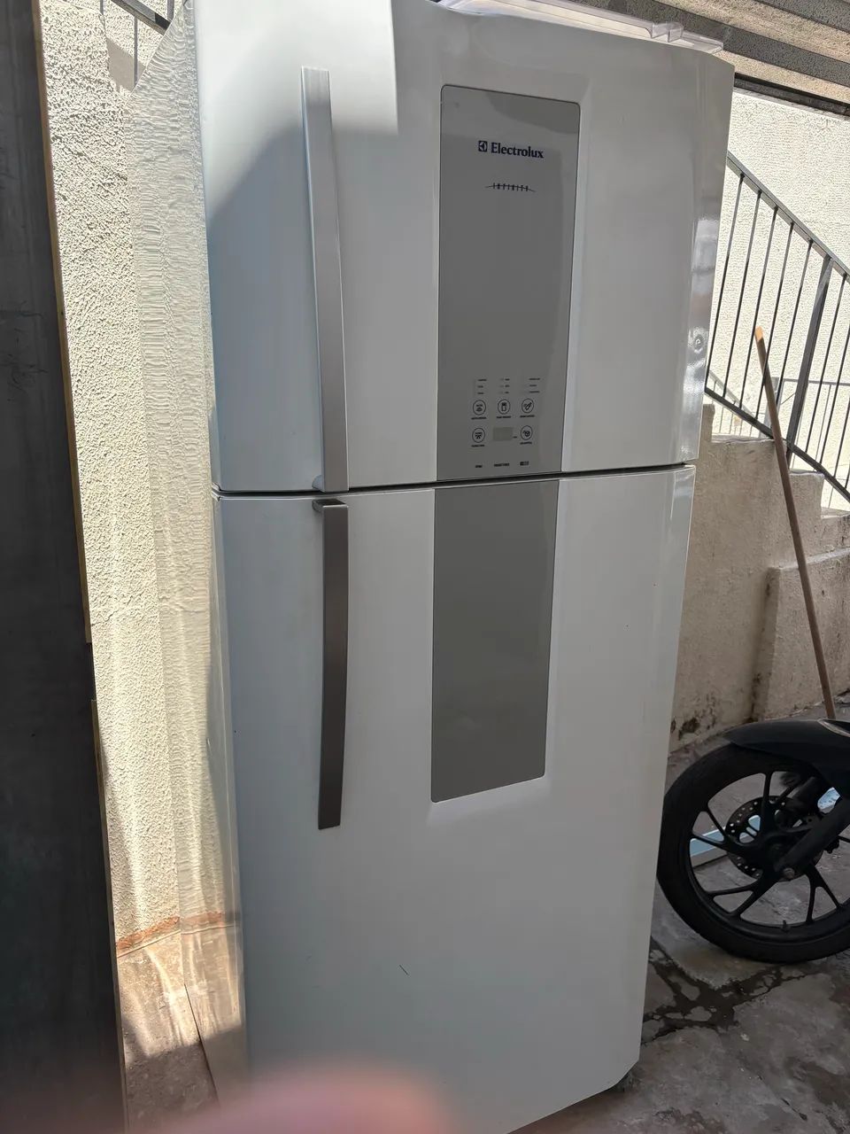Geladeira Electrolux frostfree 