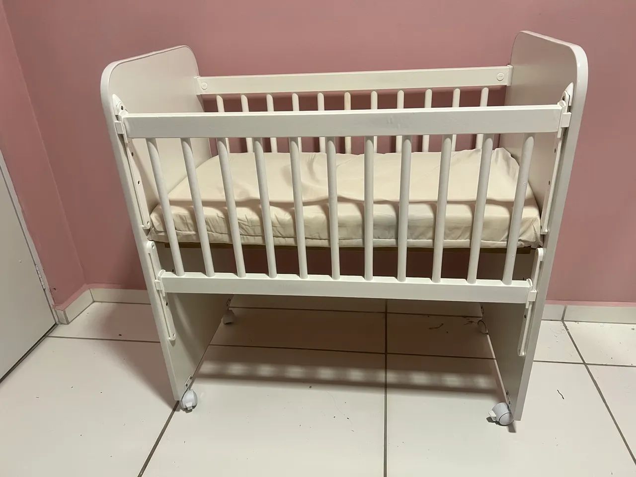 Mini berço com colchão 