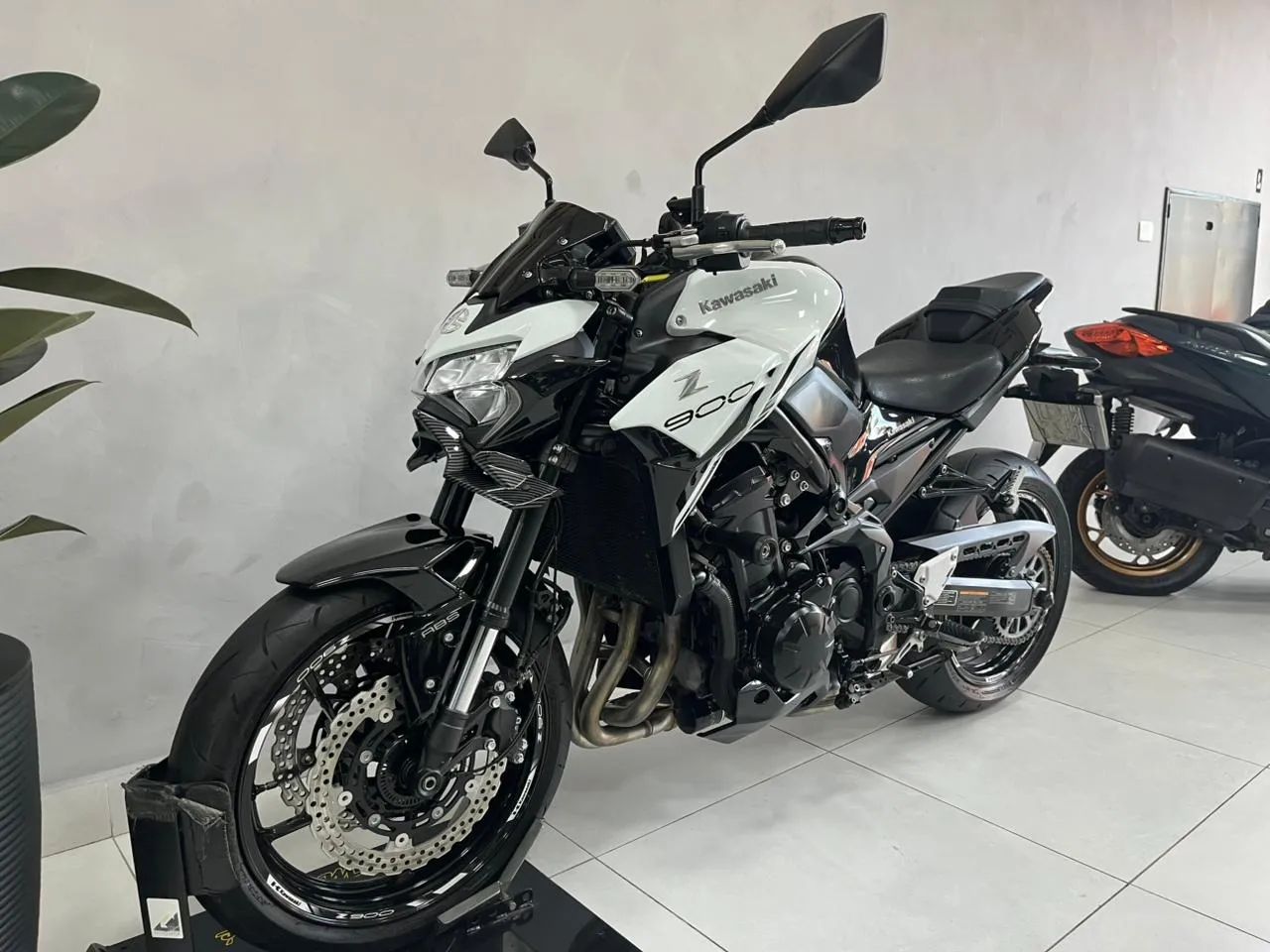 Kawasaki 900 2022 - 1509195861 | OLX