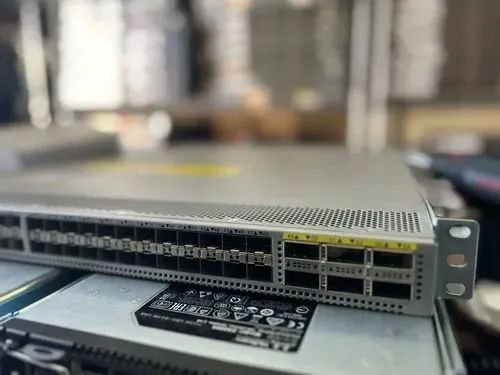 CISCO B9K-C9372PX-E V01 LICENÇAS LOJA! - Foto 2