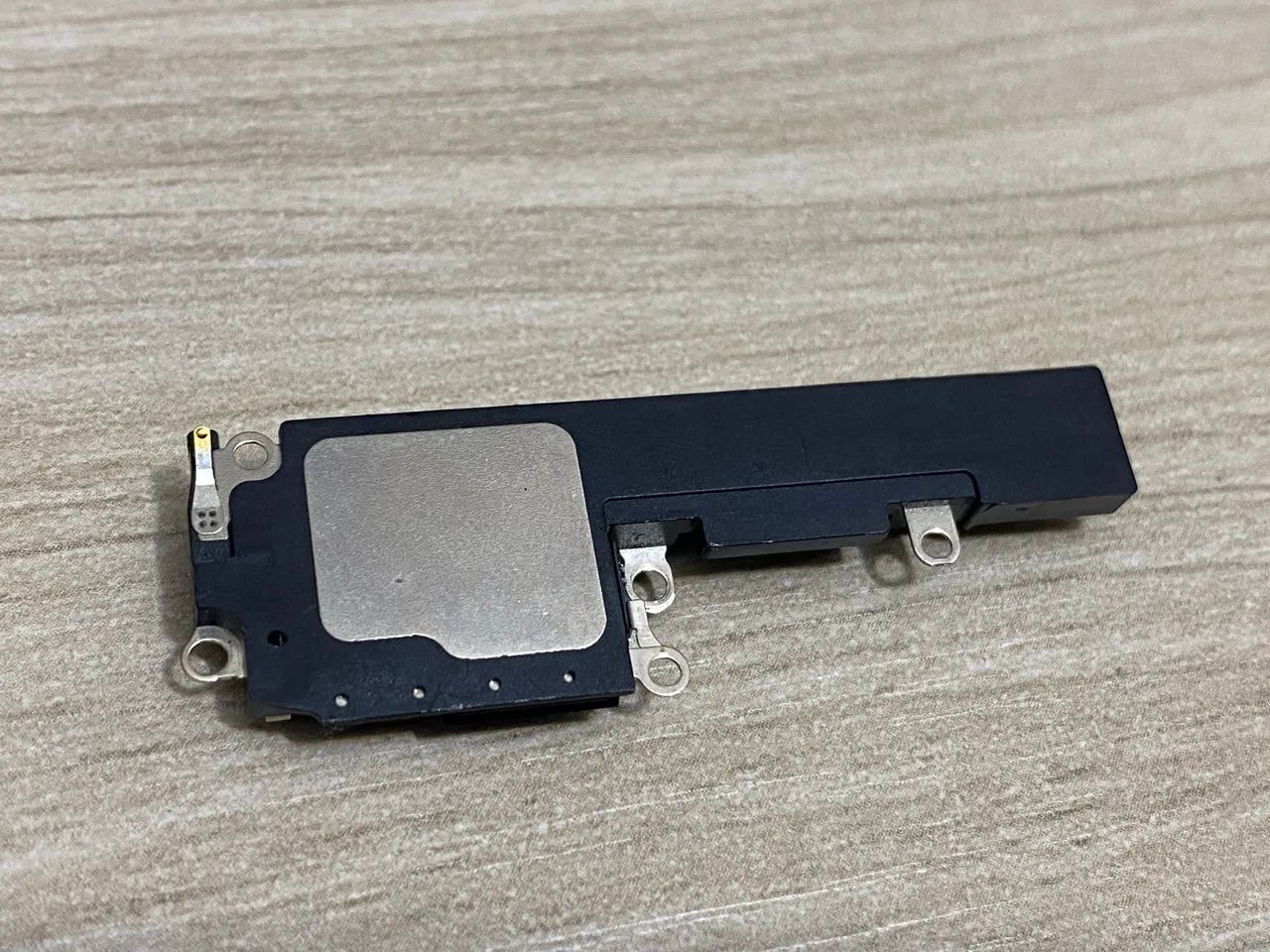 Lote peças iPhone 16 retirada  - Foto 3