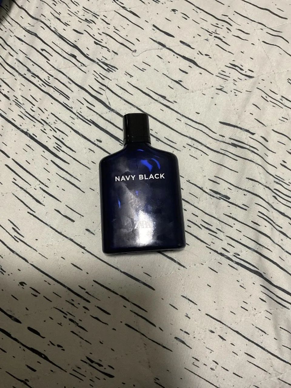 Perfume Navy Black Zara CHEIO - Foto 2