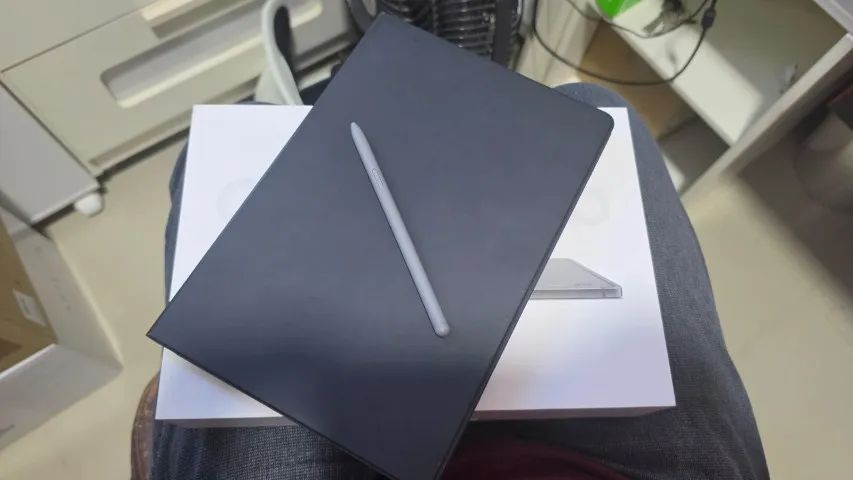 ? SAMSUNG GALAXY TAB S9 FE 128GB + CANETA + CAPA + CAIXA