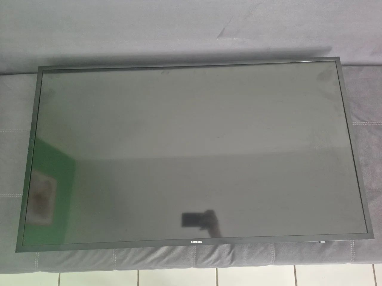 Vendo 2 tvs Samsung com defeito - Foto 3