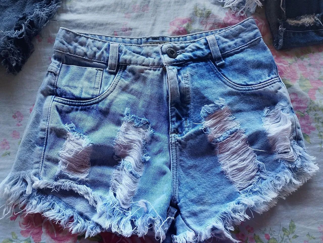 3 Shorts tamanho 36 - Foto 3