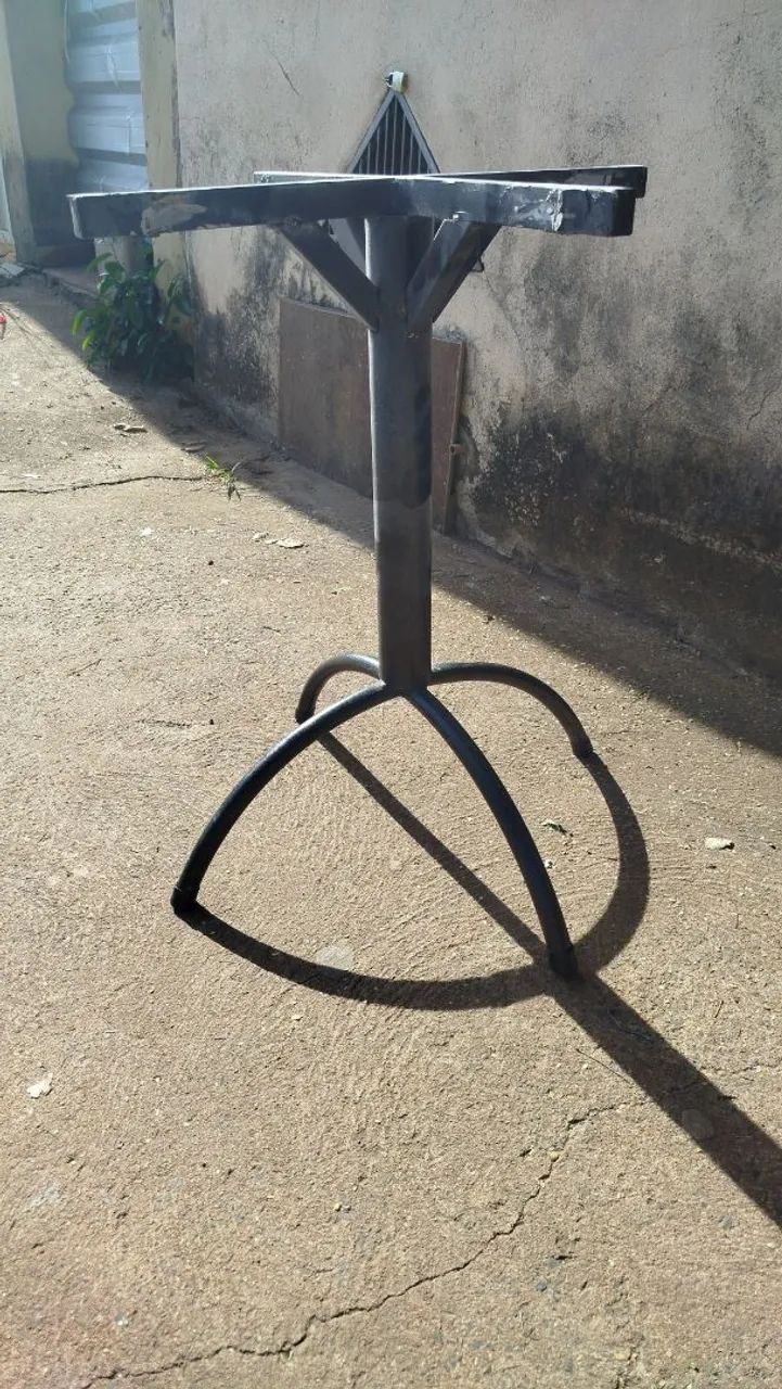 Vende-se Metalon 