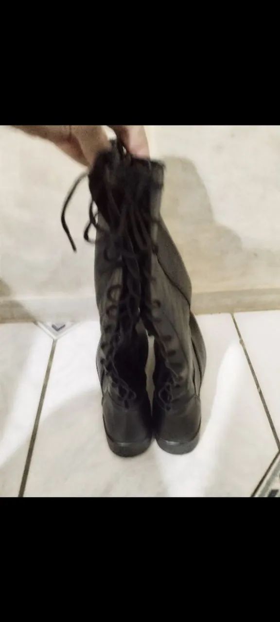 VENDO BOTA NOVA N37 - Foto 4