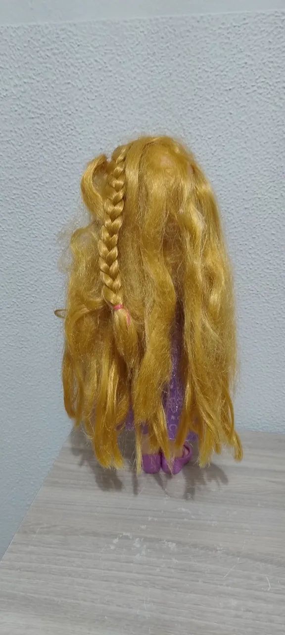 Boneca Rapunzel 35 cm de altura - Foto 3